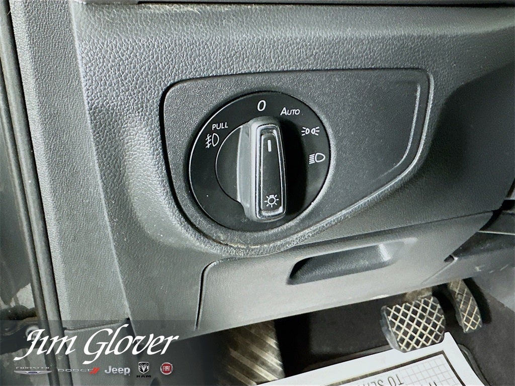 2018 Volkswagen Atlas 2.0T SE w/Technology