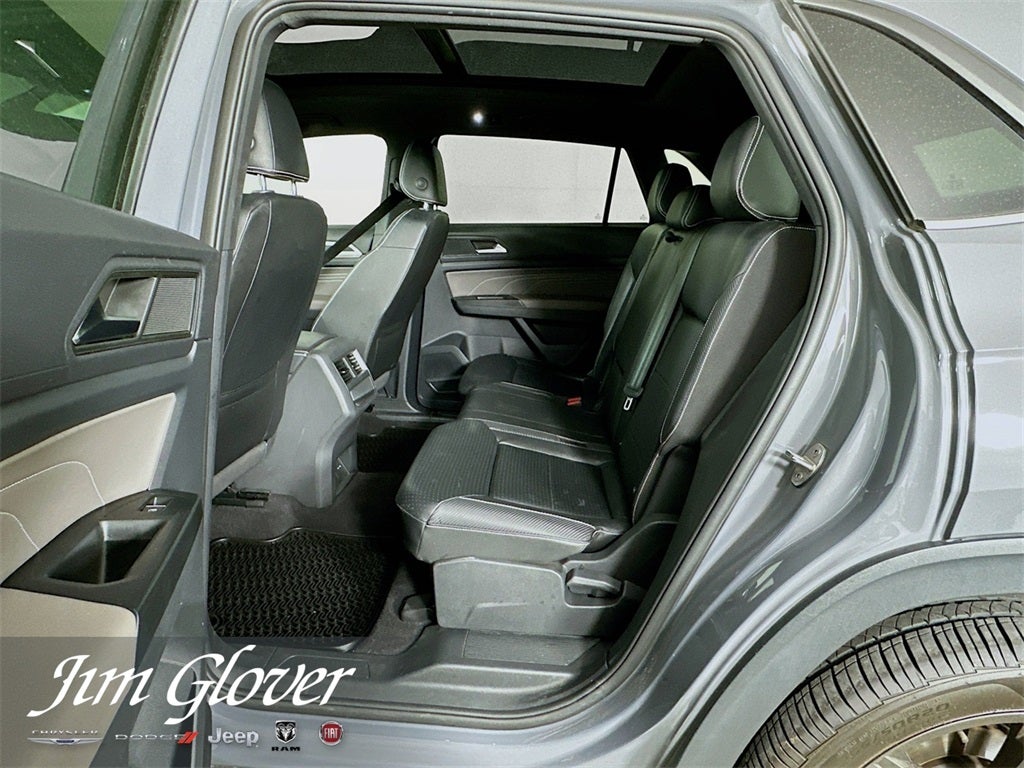 2021 Volkswagen Atlas Cross Sport 3.6L V6 SE w/Technology R-Line