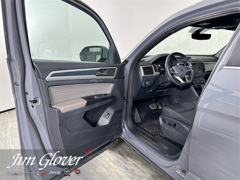 2021 Volkswagen Atlas Cross Sport 3.6L V6 SE w/Technology R-Line