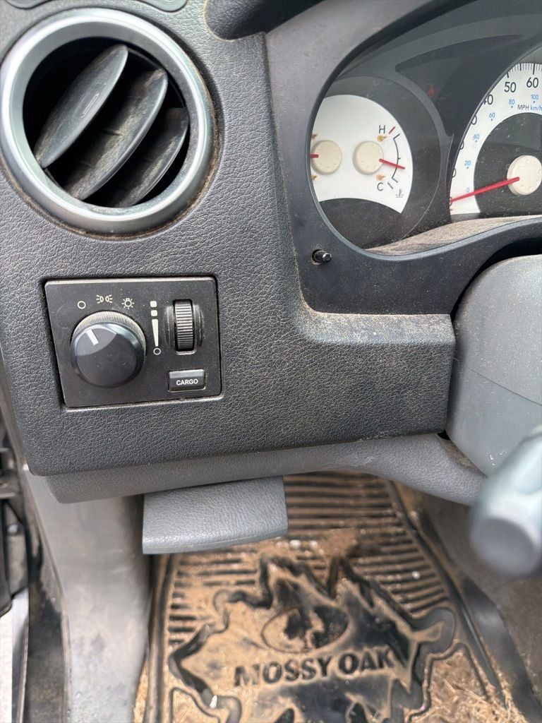 2007 Mitsubishi Raider LS