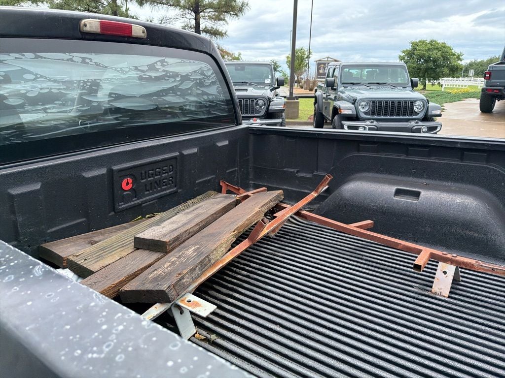 2007 Mitsubishi Raider LS