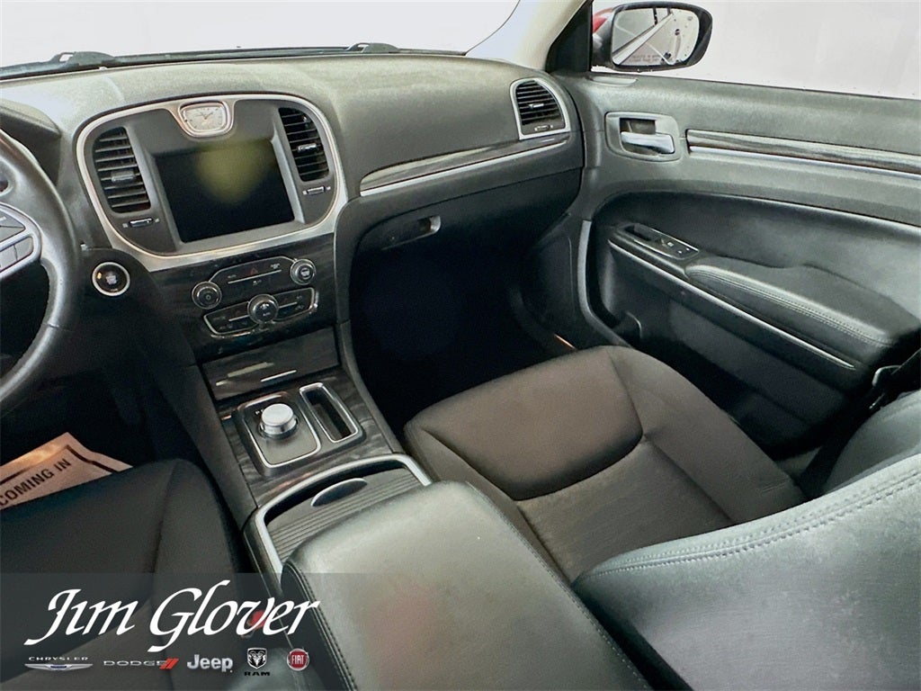 2020 Chrysler 300 Touring