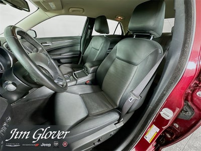 2020 Chrysler 300 Touring