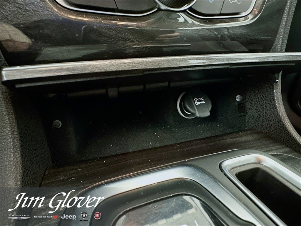 2020 Chrysler 300 Touring