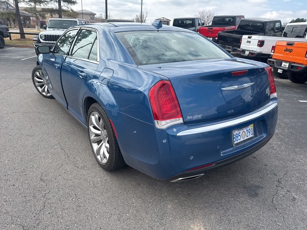 2021 Chrysler 300 Touring L