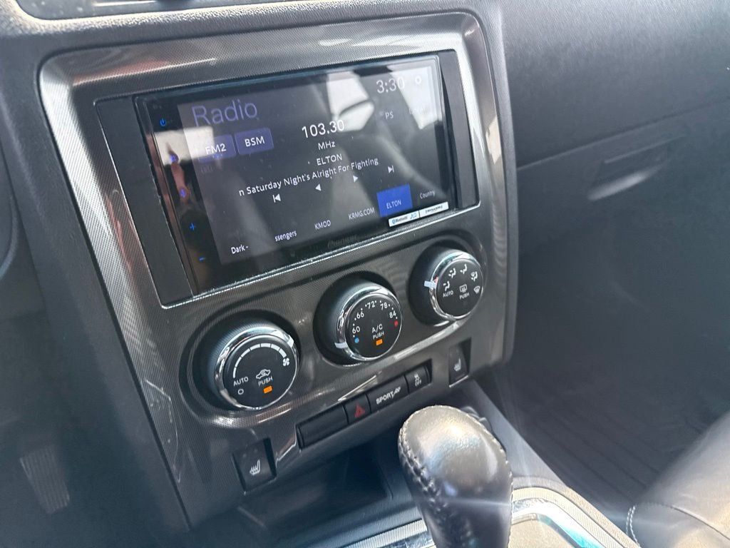 2013 Dodge Challenger SXT Plus