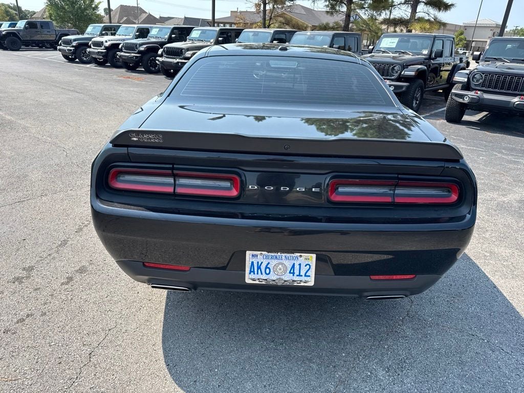 2023 Dodge Challenger SXT