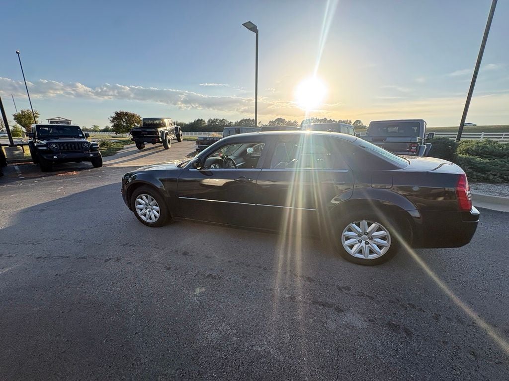 2008 Chrysler 300 LX