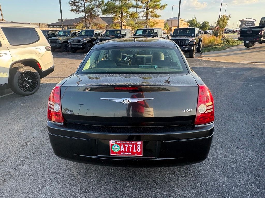 2008 Chrysler 300 LX