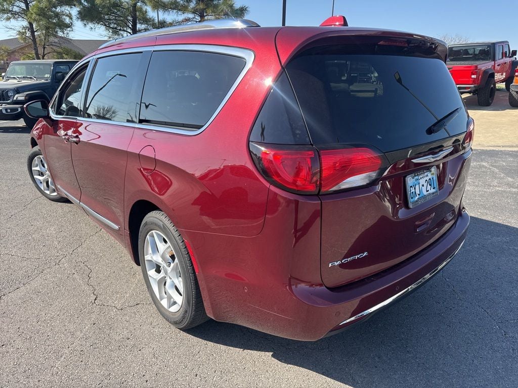2020 Chrysler Pacifica Touring L
