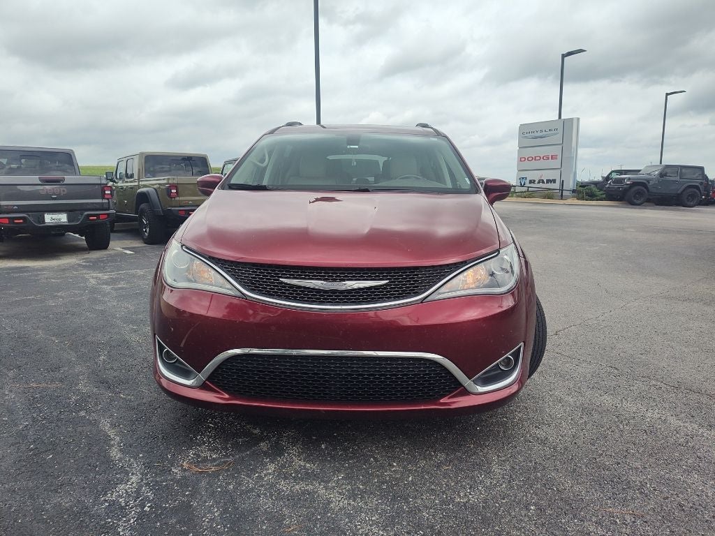 2017 Chrysler Pacifica Touring-L Plus