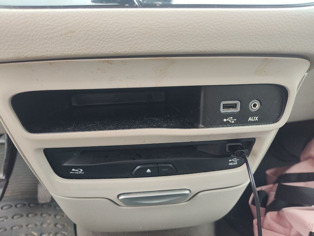 2017 Chrysler Pacifica Touring-L Plus