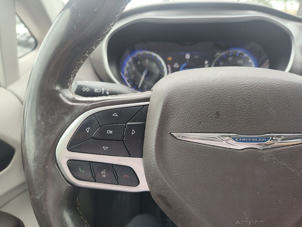 2017 Chrysler Pacifica Touring-L Plus