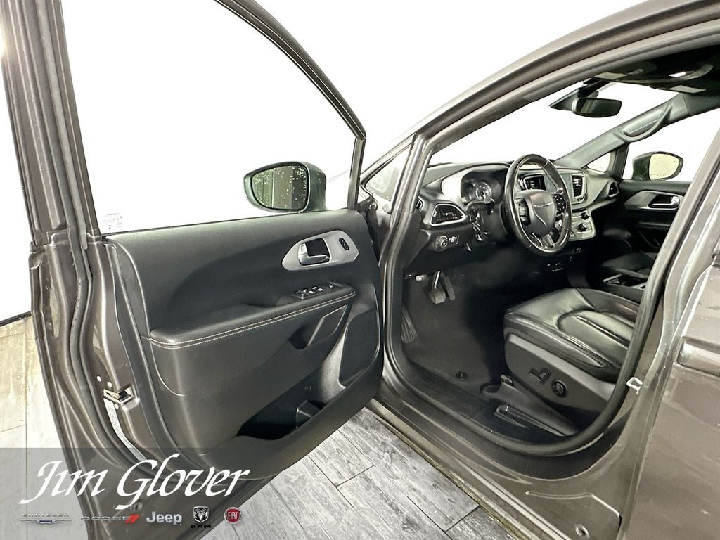 2020 Chrysler Pacifica Touring L Plus