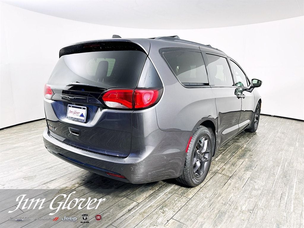 2020 Chrysler Pacifica Touring L Plus