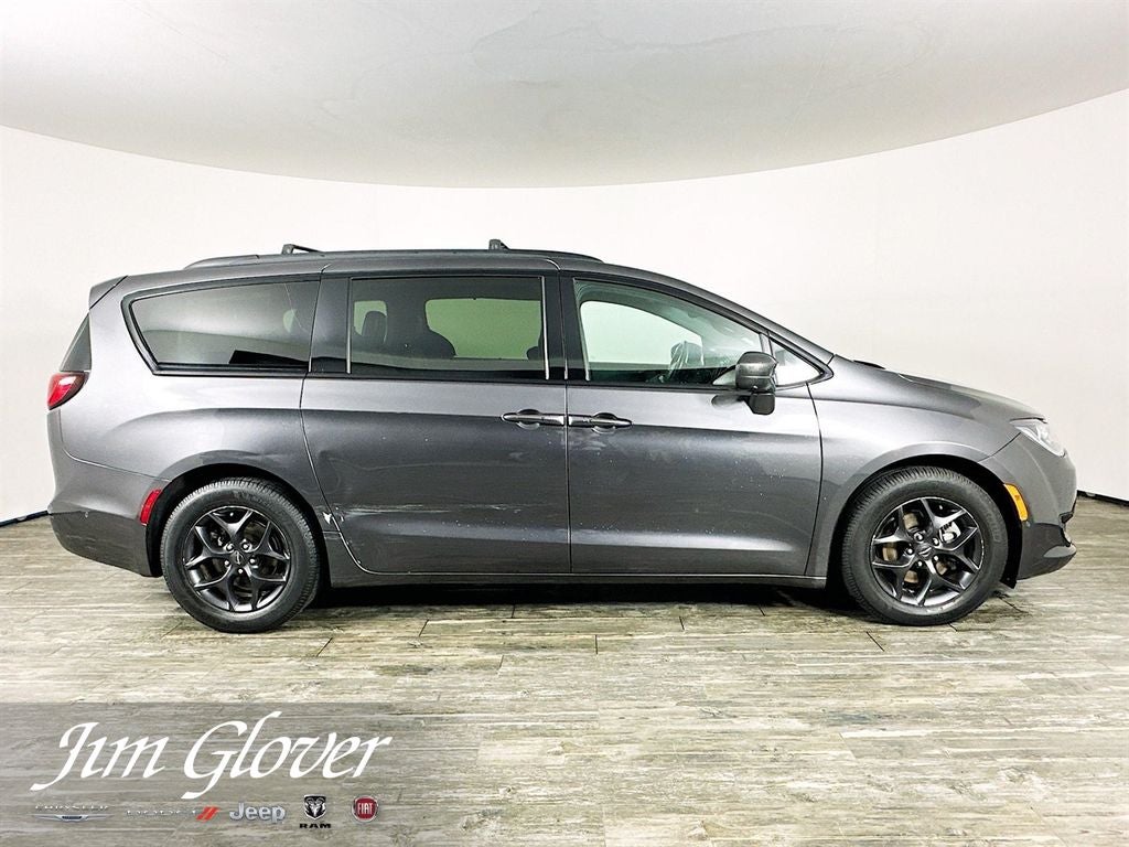 2020 Chrysler Pacifica Touring L Plus