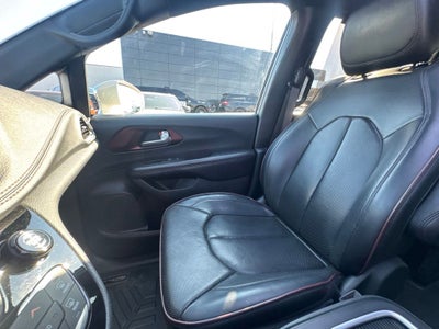 2020 Chrysler Pacifica 35th Anniversary Limited