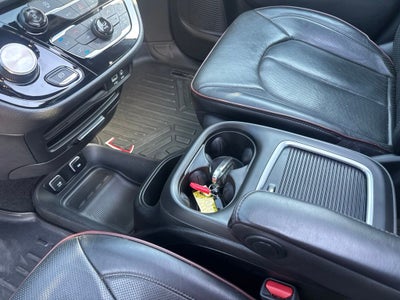 2020 Chrysler Pacifica 35th Anniversary Limited