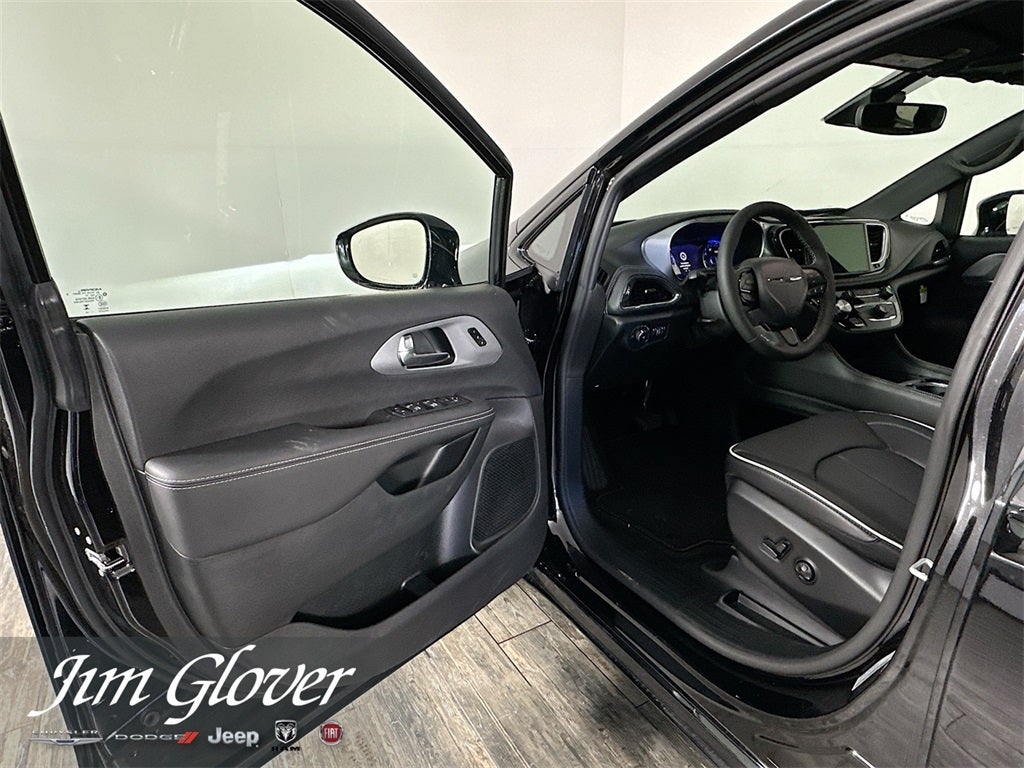 2026 Chrysler Pacifica PACIFICA LIMITED