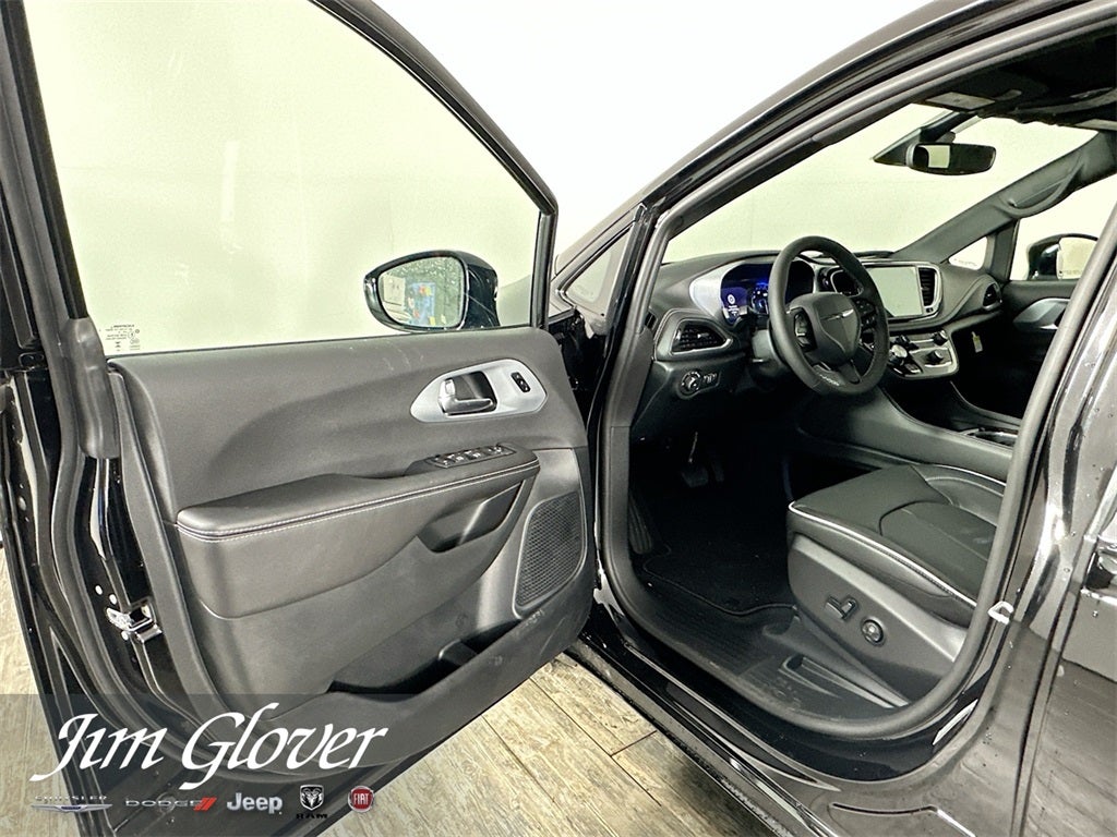 2026 Chrysler Pacifica PACIFICA LIMITED