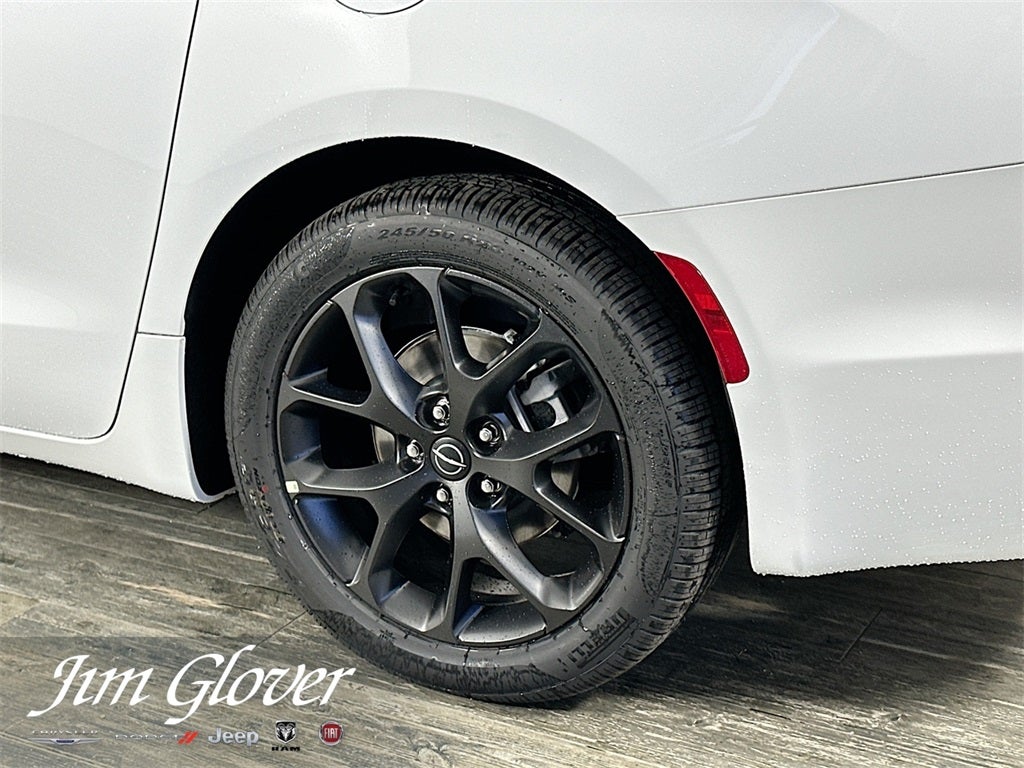 2026 Chrysler Pacifica PACIFICA LIMITED