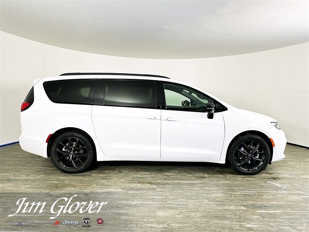 2026 Chrysler Pacifica PACIFICA LIMITED