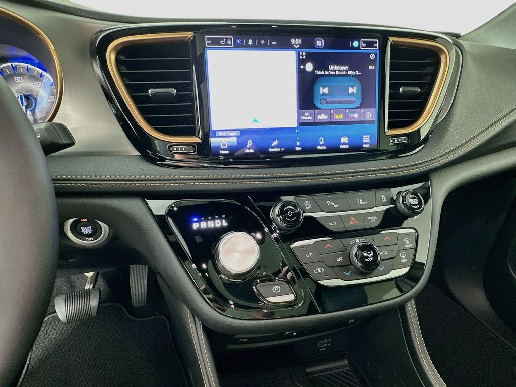 2027 Chrysler Pacifica PACIFICA PINNACLE
