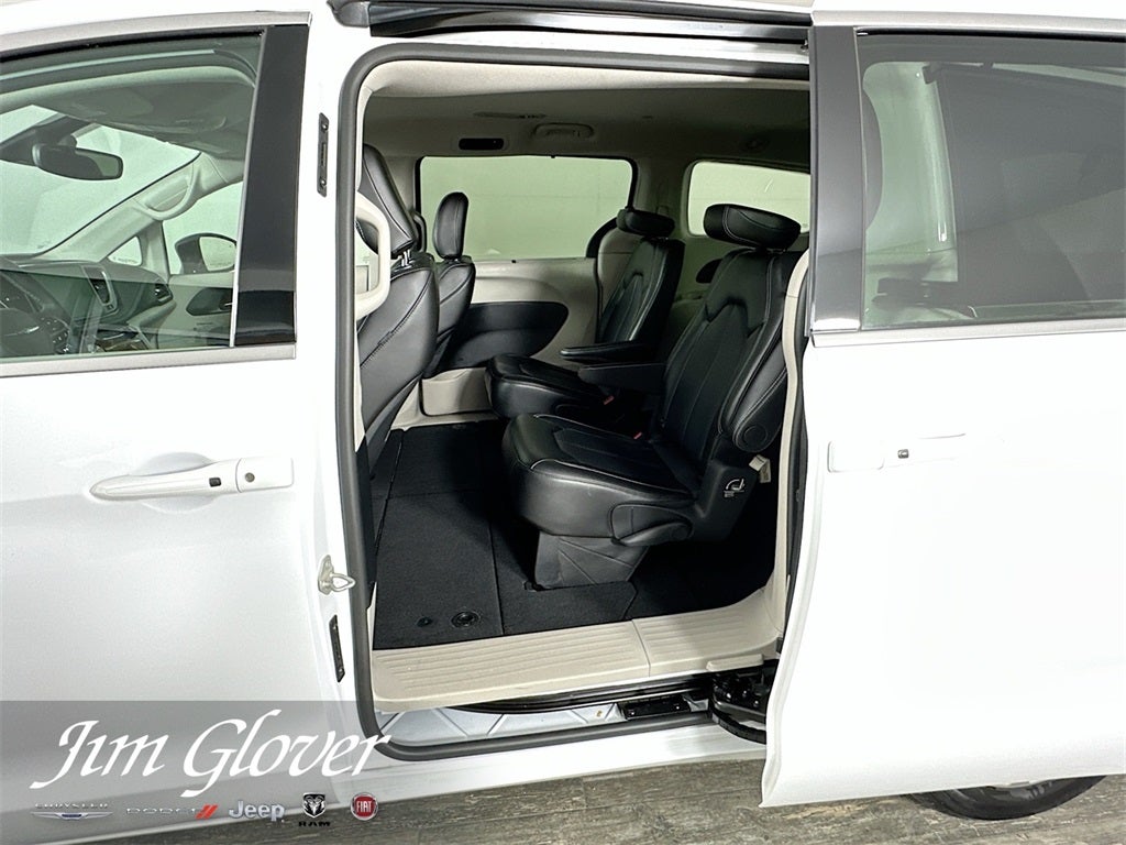 2024 Chrysler Pacifica Touring L AWD