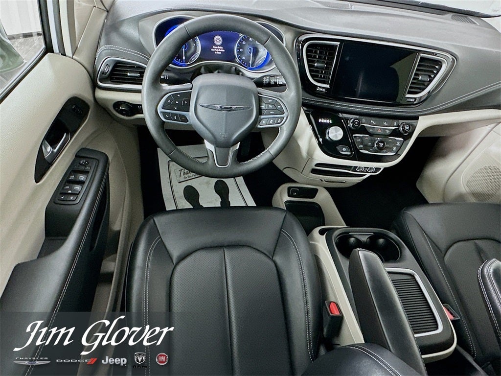 2024 Chrysler Pacifica Touring L AWD