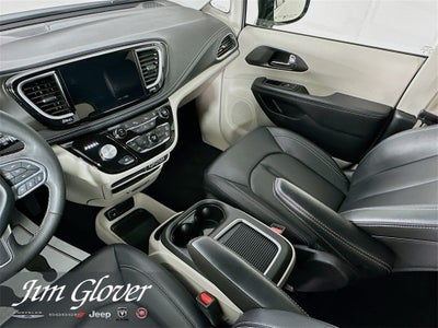 2024 Chrysler Pacifica Touring L AWD