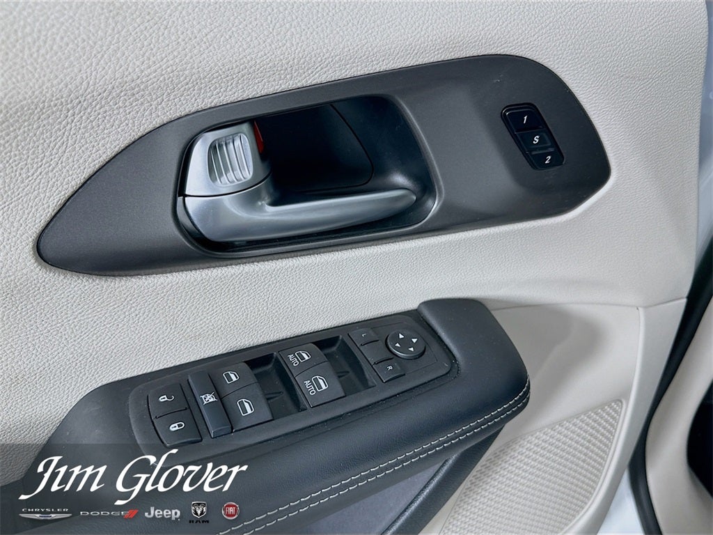 2024 Chrysler Pacifica Touring L AWD