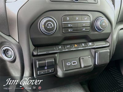 2025 Chevrolet Silverado 2500HD 4WD Crew Cab Standard Bed Custom