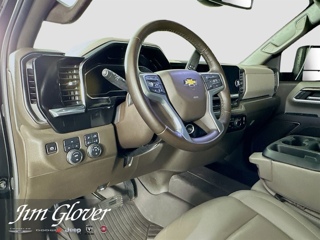 2024 Chevrolet Silverado 3500HD 4WD Crew Cab Standard Bed LT