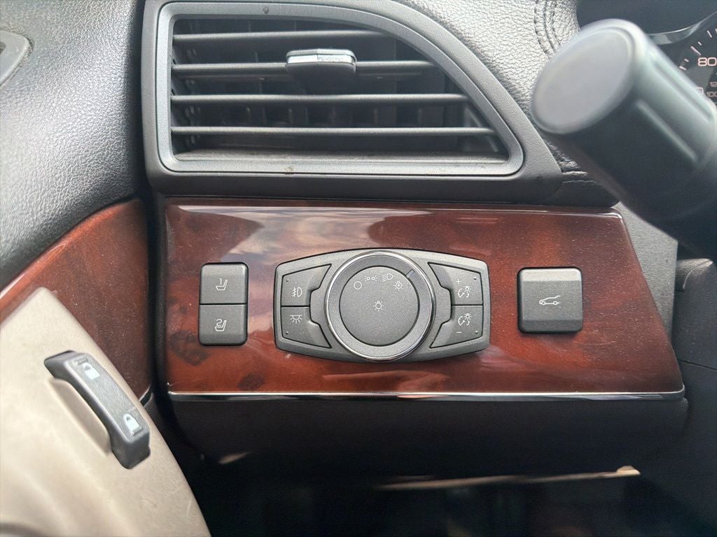 2014 Lincoln MKX Base