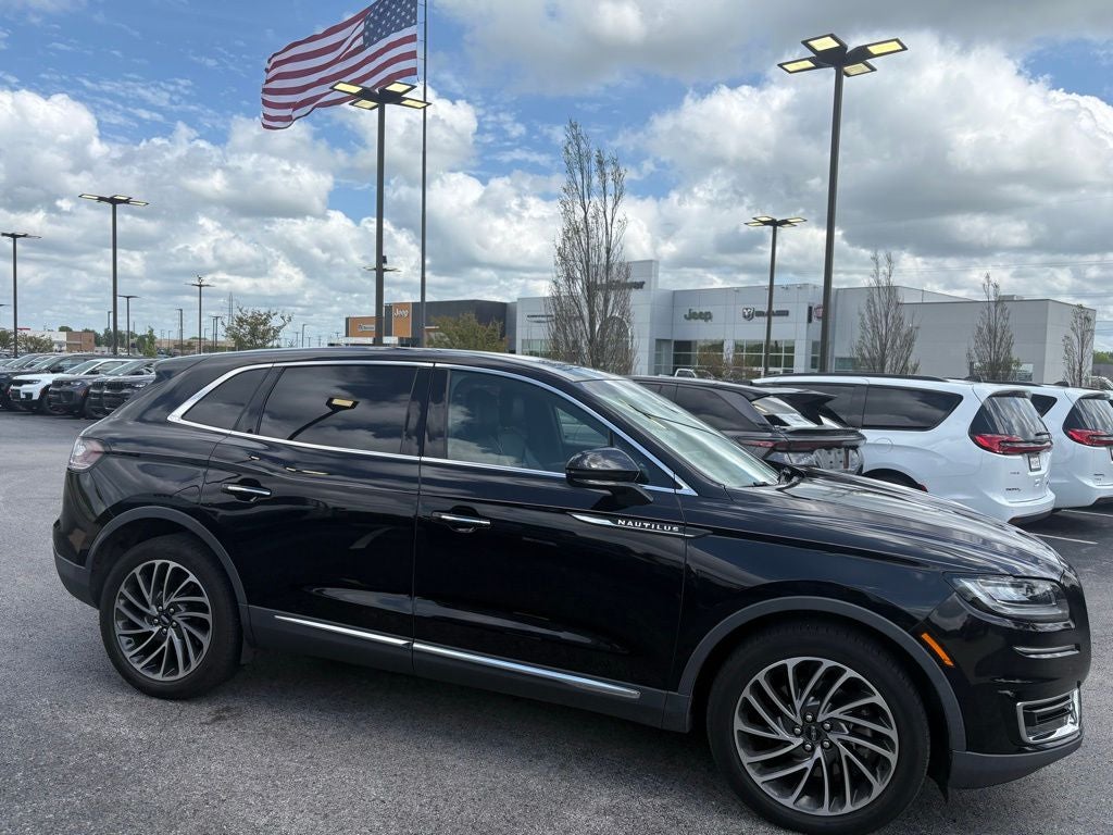 2019 Lincoln Nautilus Reserve