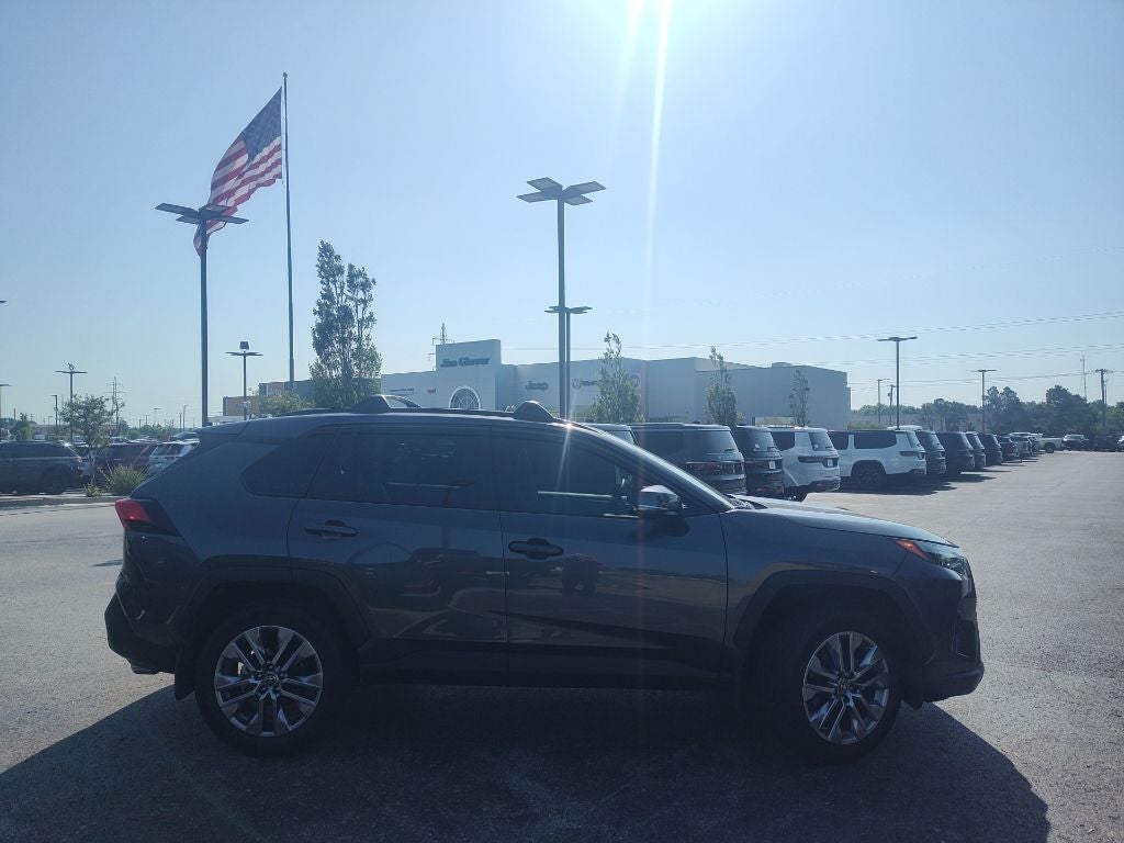 2023 Toyota RAV4 XLE Premium