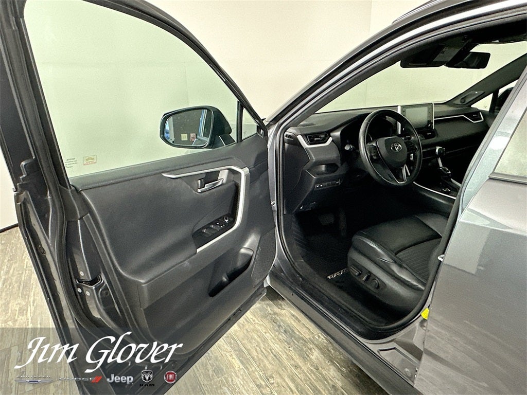 2019 Toyota RAV4 Hybrid XSE