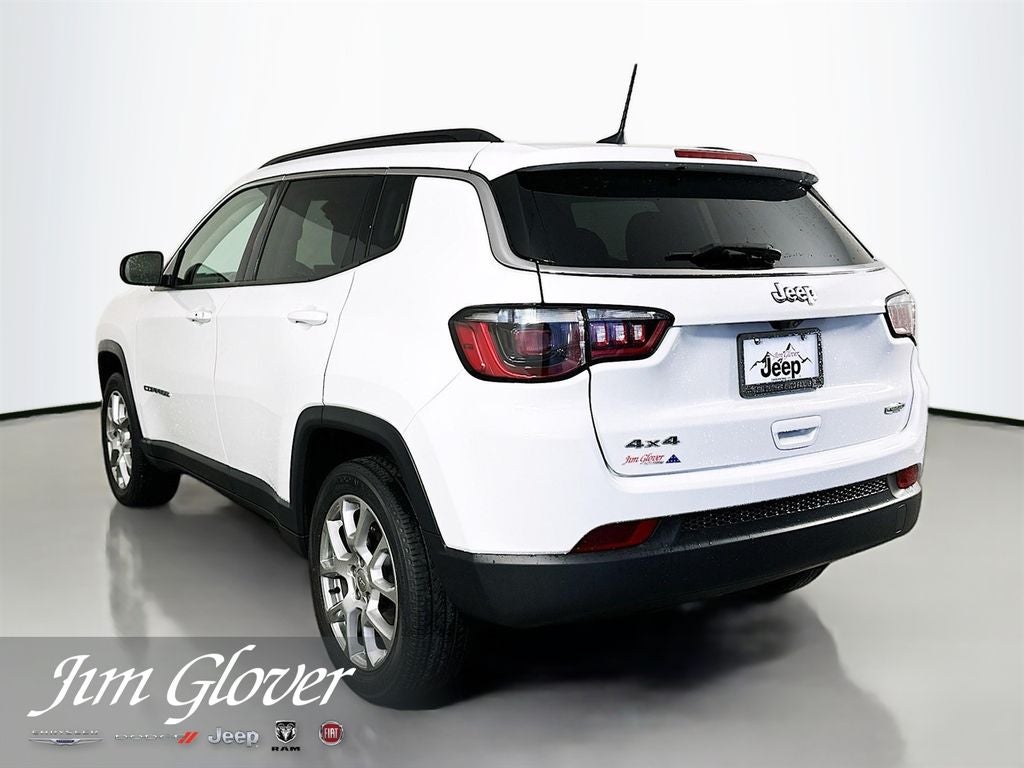 2022 Jeep Compass Latitude Lux 4x4