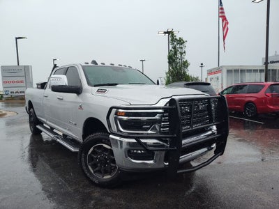 2026 RAM 3500 Laramie Crew Cab 4x4 8' Box