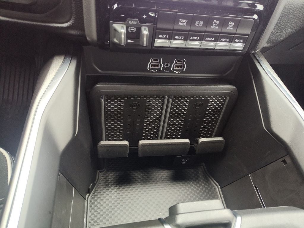 2026 RAM 3500 Laramie Crew Cab 4x4 8' Box