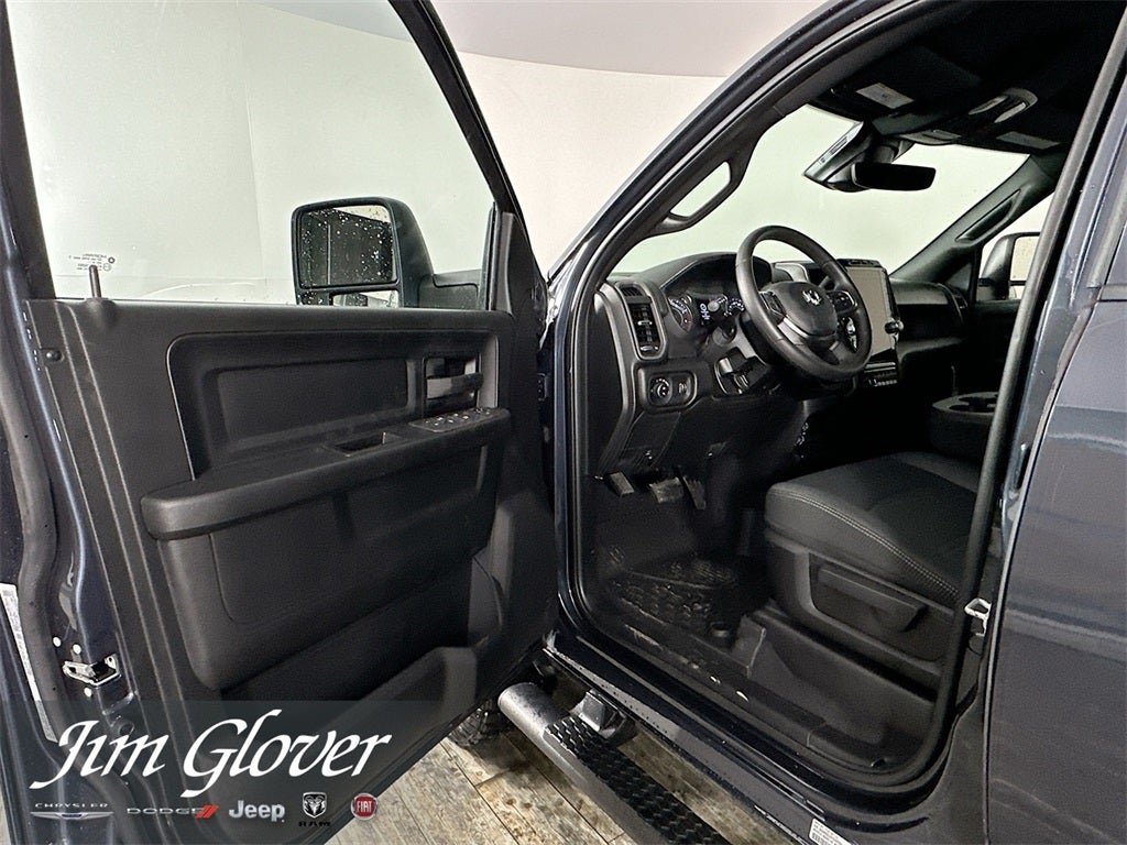 2026 RAM 2500 RAM 2500 WARLOCK CREW CAB 4X4 6'4' BOX