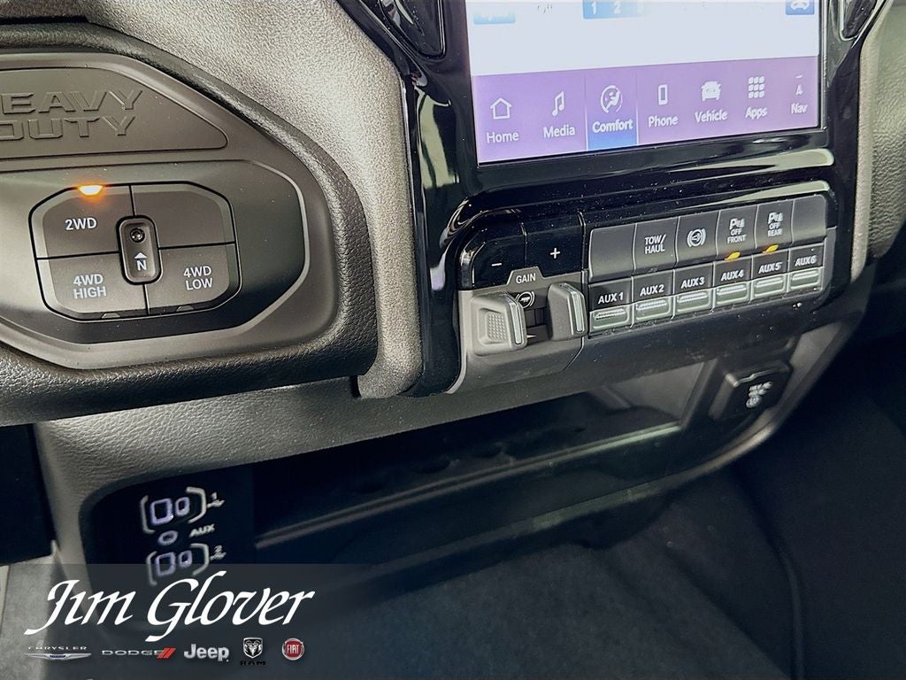 2026 RAM 2500 RAM 2500 BLACK EXPRESS CREW CAB 4X4 6'4' BOX