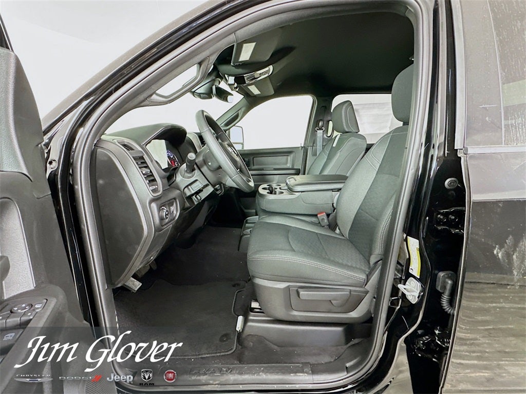 2026 RAM 2500 RAM 2500 TRADESMAN CREW CAB 4X4 6'4' BOX