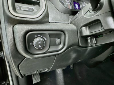 2025 RAM 2500 Tradesman Crew Cab 4x4 6'4' Box