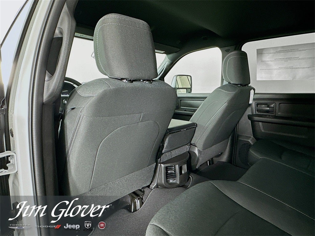 2026 RAM 2500 RAM 2500 BLACK EXPRESS CREW CAB 4X4 6'4' BOX