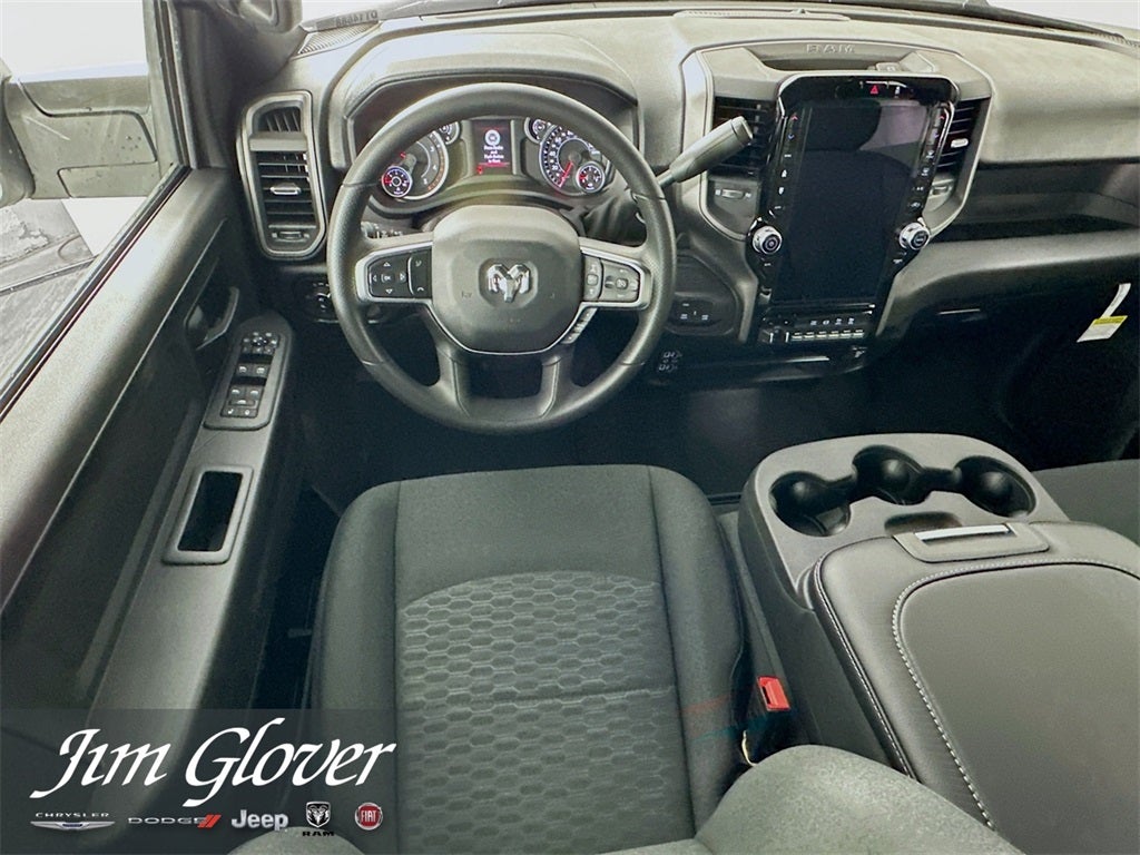 2026 RAM 2500 RAM 2500 BLACK EXPRESS CREW CAB 4X4 6'4' BOX