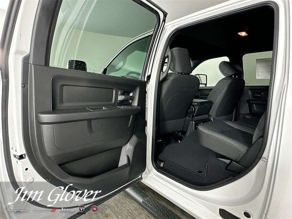 2026 RAM 2500 RAM 2500 TRADESMAN CREW CAB 4X4 6'4' BOX