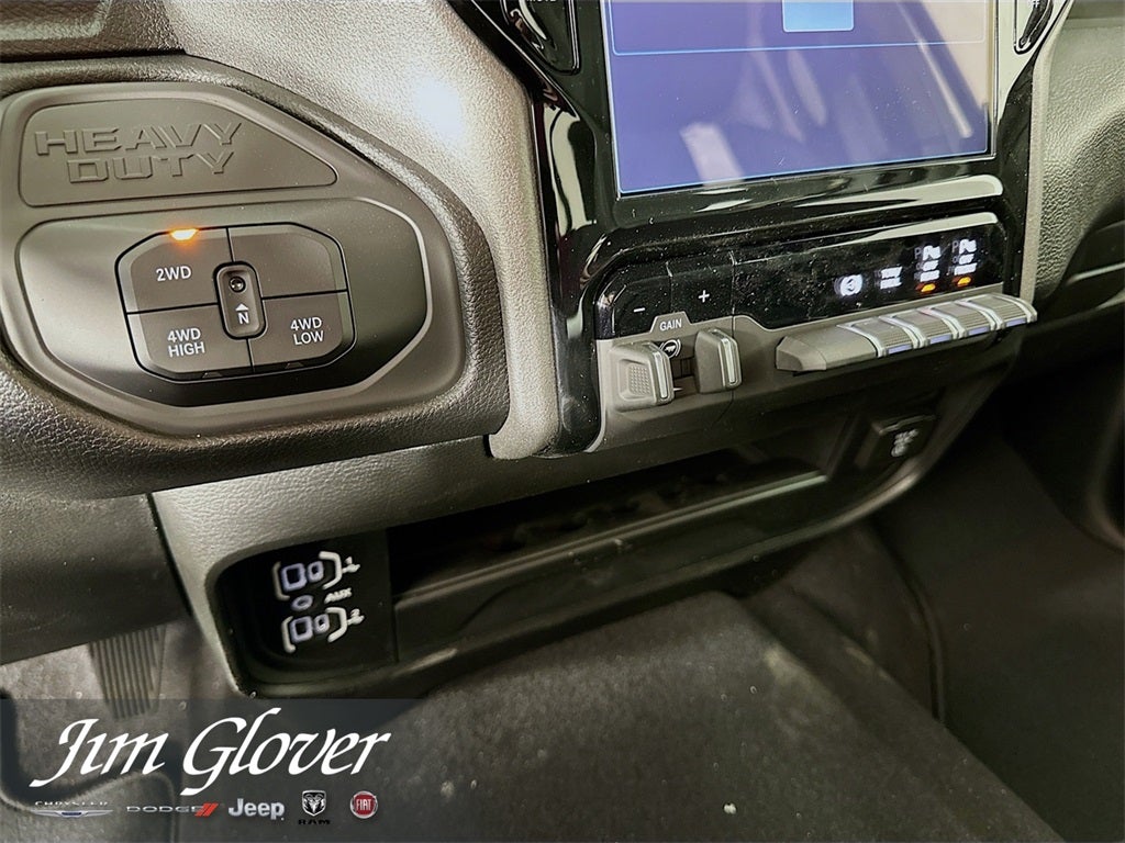 2026 RAM 2500 RAM 2500 TRADESMAN CREW CAB 4X4 6'4' BOX