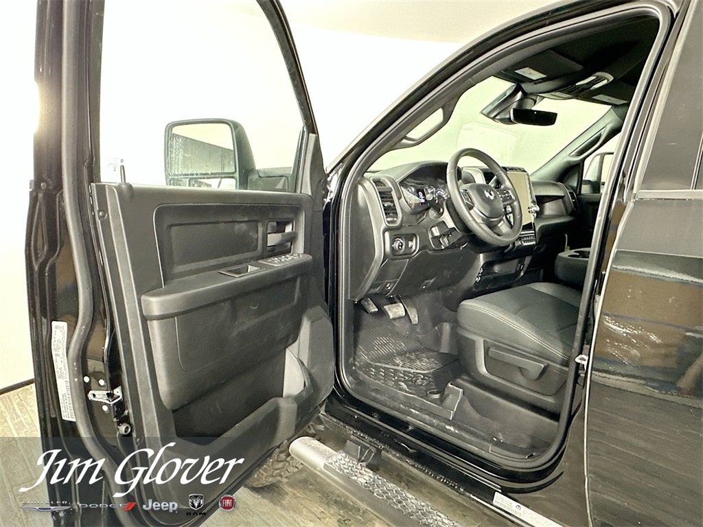 2026 RAM 2500 RAM 2500 WARLOCK CREW CAB 4X4 6'4' BOX