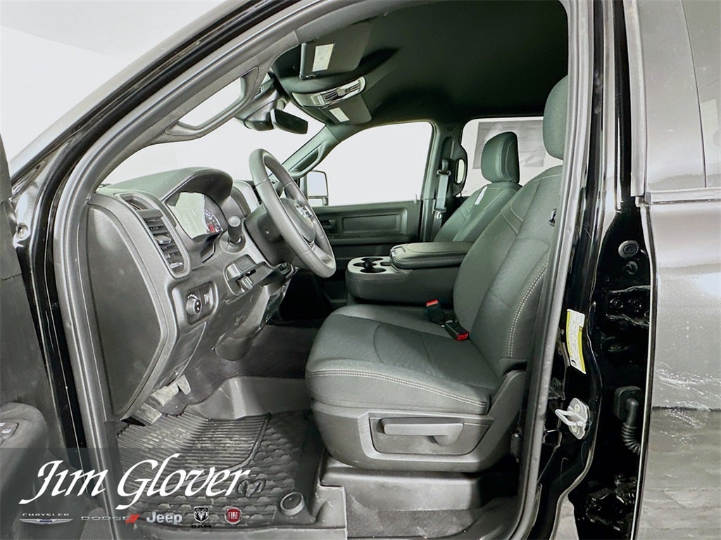 2026 RAM 2500 RAM 2500 WARLOCK CREW CAB 4X4 6'4' BOX